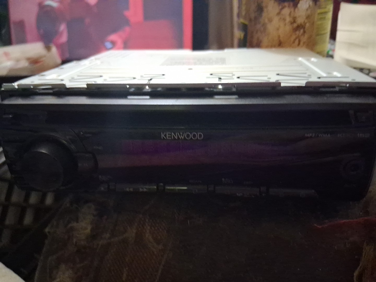 Kenwood KDC-152 CD Player/Mp3 In-Dash Receiver Parts Or Repair Untested