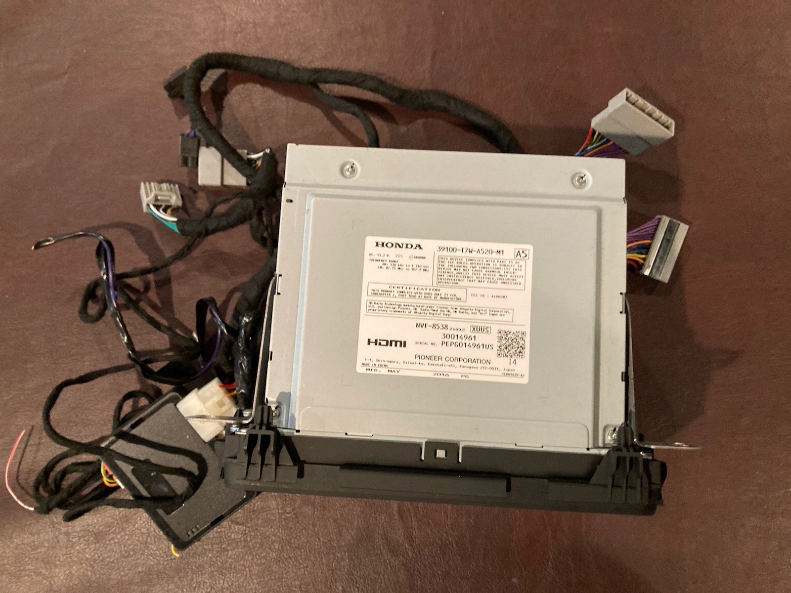2016-2018 Honda HR-V OEM Touchscreen Radio HDMI Pioneer 39100-T7W-A410