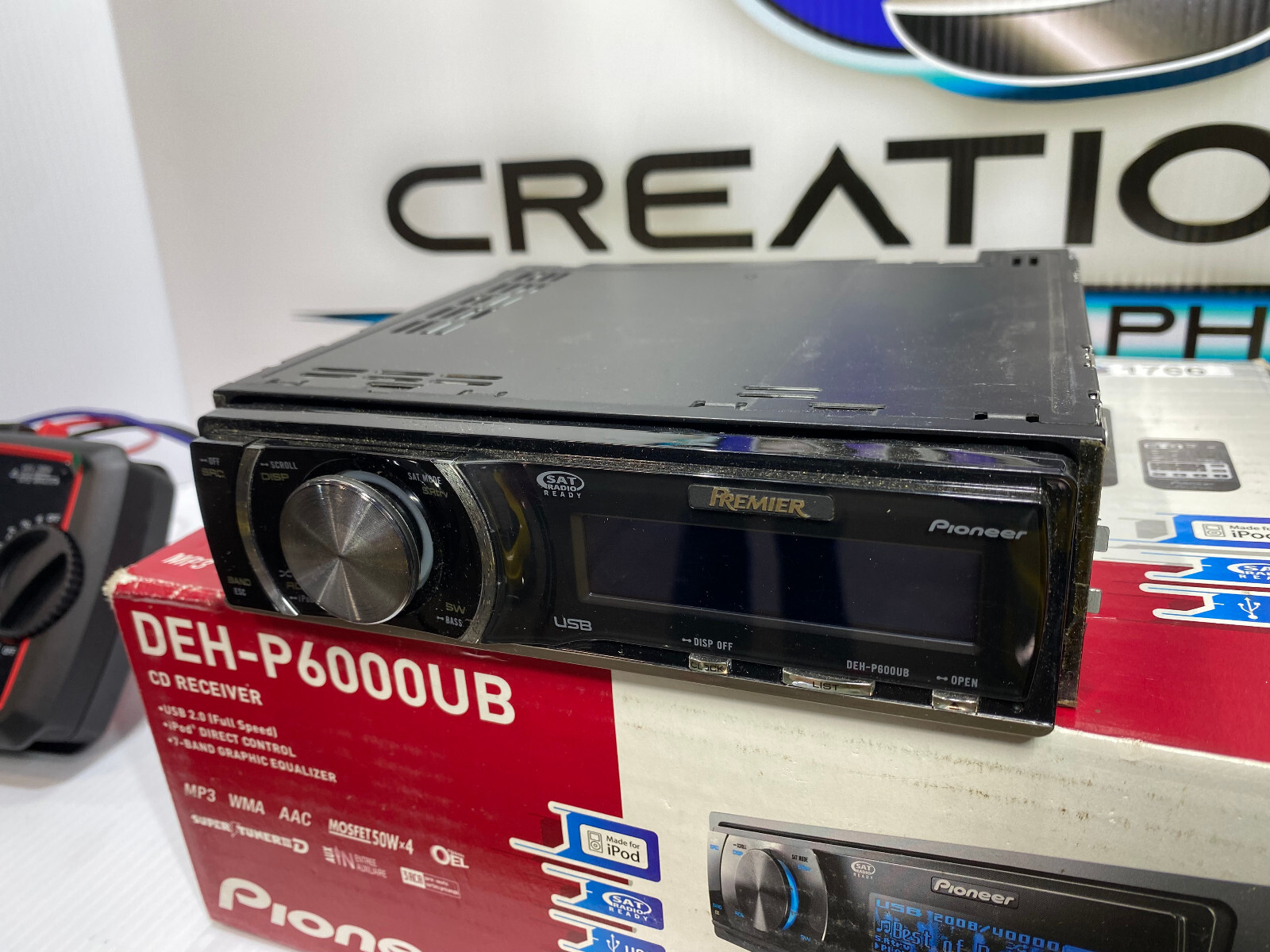 Pioneer DEH-P6000UB (Premier) CD Player/USB In Dash Receiver