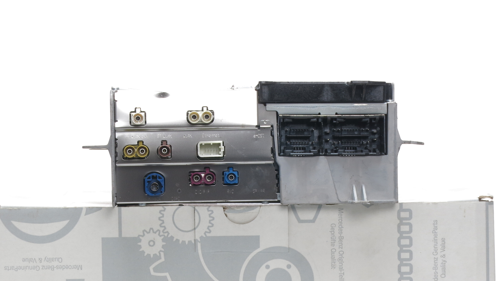 Mercedes-Benz NTG6 MID ASN VERSTK M470 Headunit A2139006738 Genuine New OEM Part