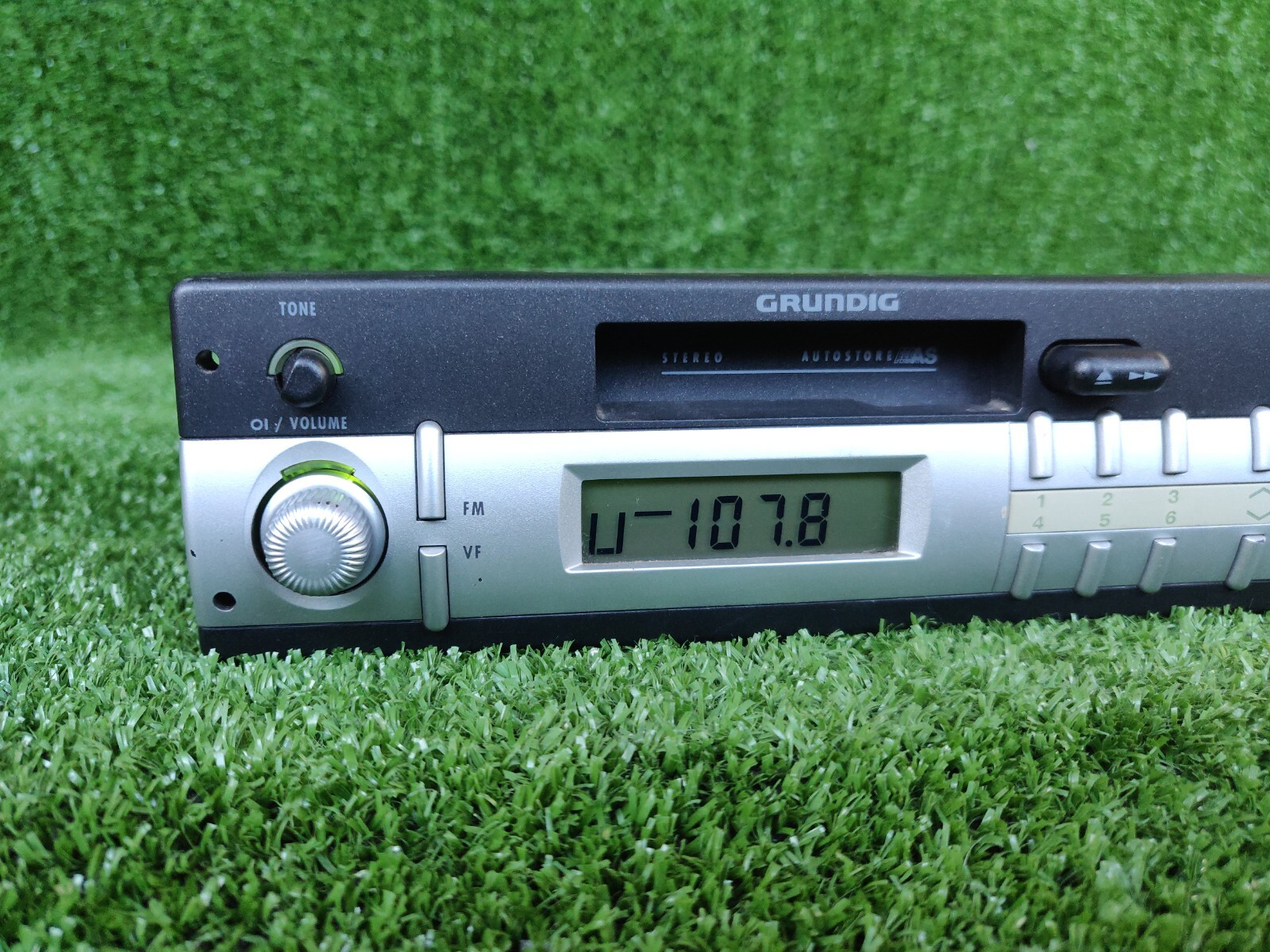 Grundig 1300 Vd 1300vd Original Car Radio