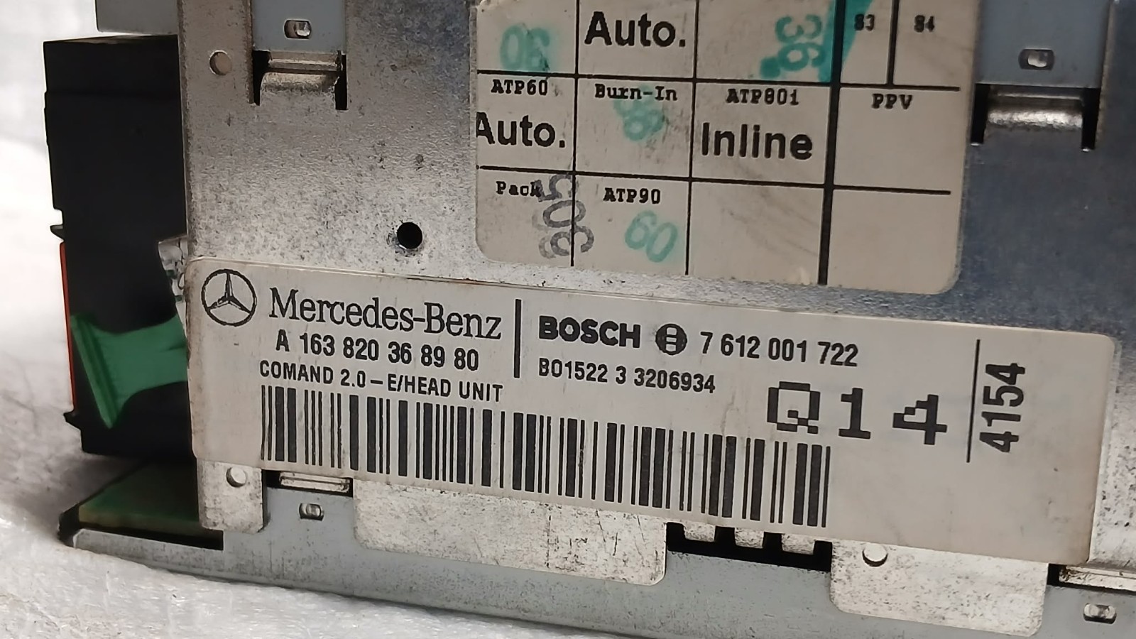 Mercedes W163 ML COMAND 2.0 Navigation Radio A1638203689 Bosch 7612001722 DEFECT