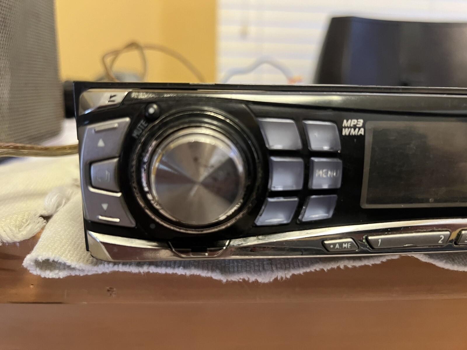 Alpine CDE 9852 CD Player In Dash Receiver Radio Works CD Player Does Not Work