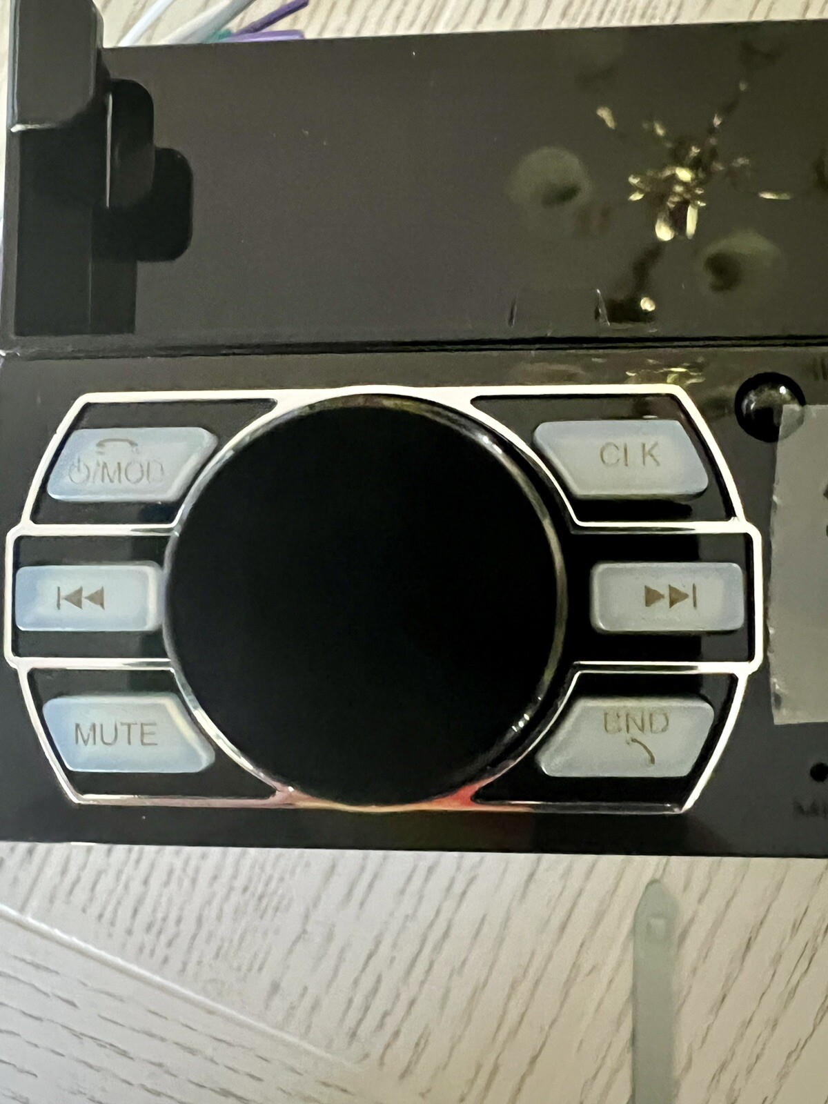 SWM D3400 MP3 Car Player Radio Bluetooth Type-C Charging Phone Holder