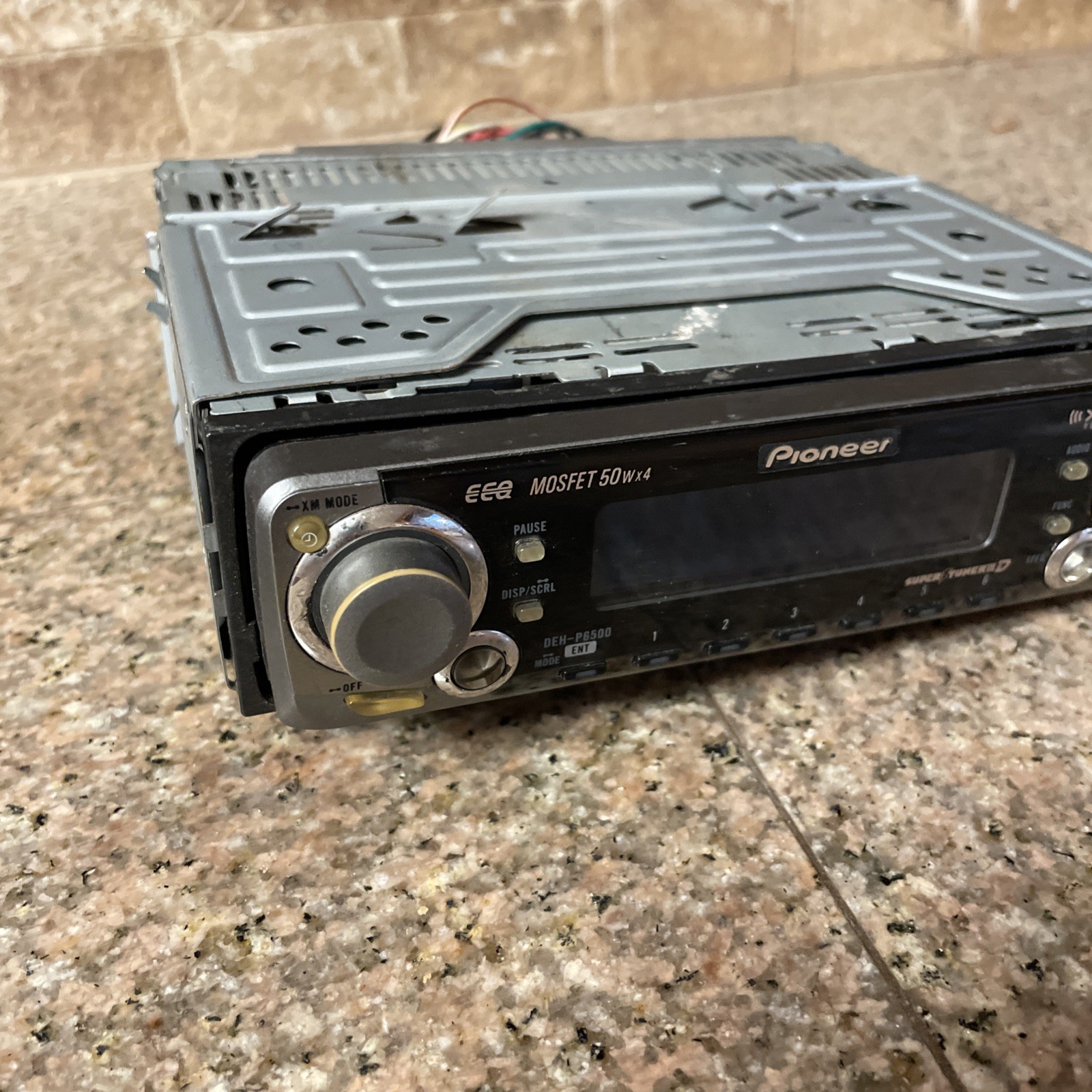 Pioneer DEH-P6500 Car Stereo CD Player In Dash Receiver