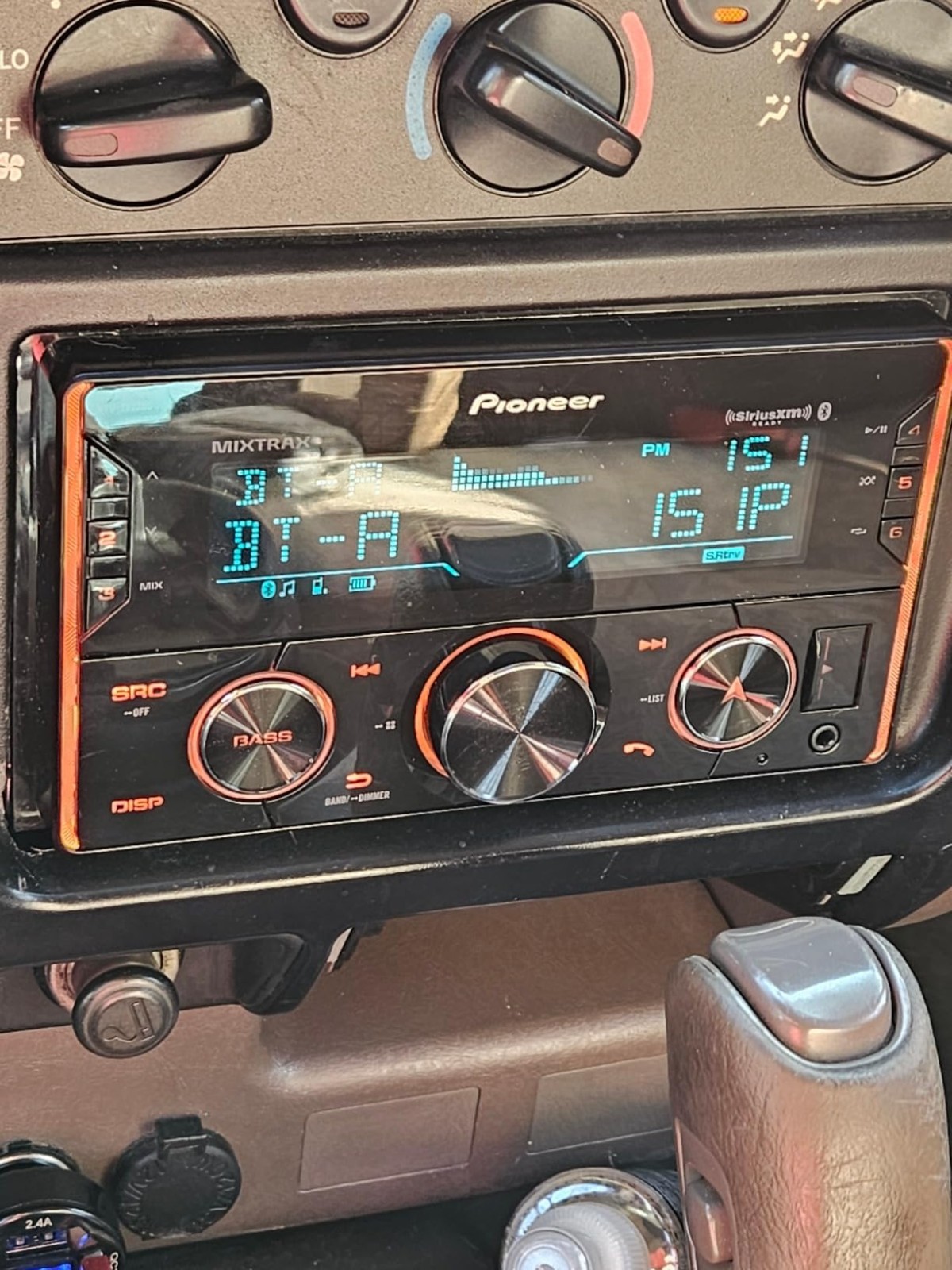 Compact 1-DIN Bluetooth Car Stereo: USB, AM/FM, Advanced Sound Retriever
