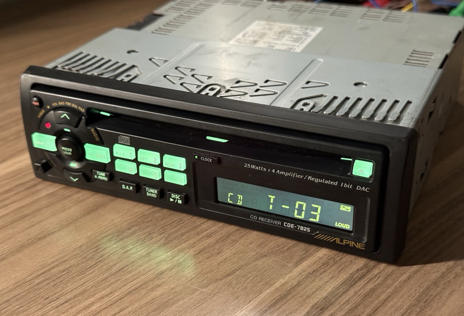 ALPINE CAR AUDIO STEREO IN DASH CD UNIT CDE-7825 VINTAGE LAMBORGHINI PORSCHE BMW