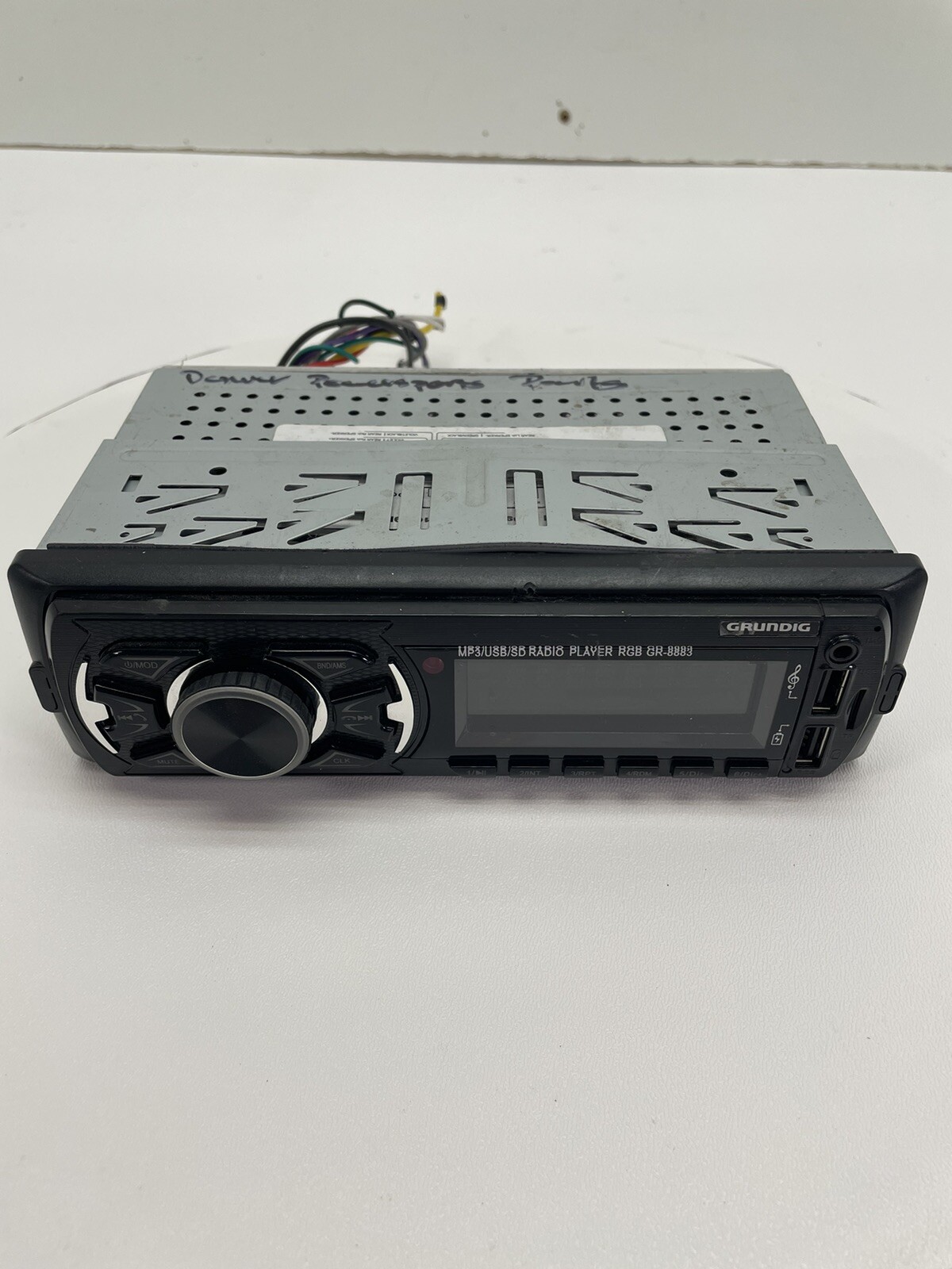 Grundig Radio MP3 USB SD Player RGB GR-8883