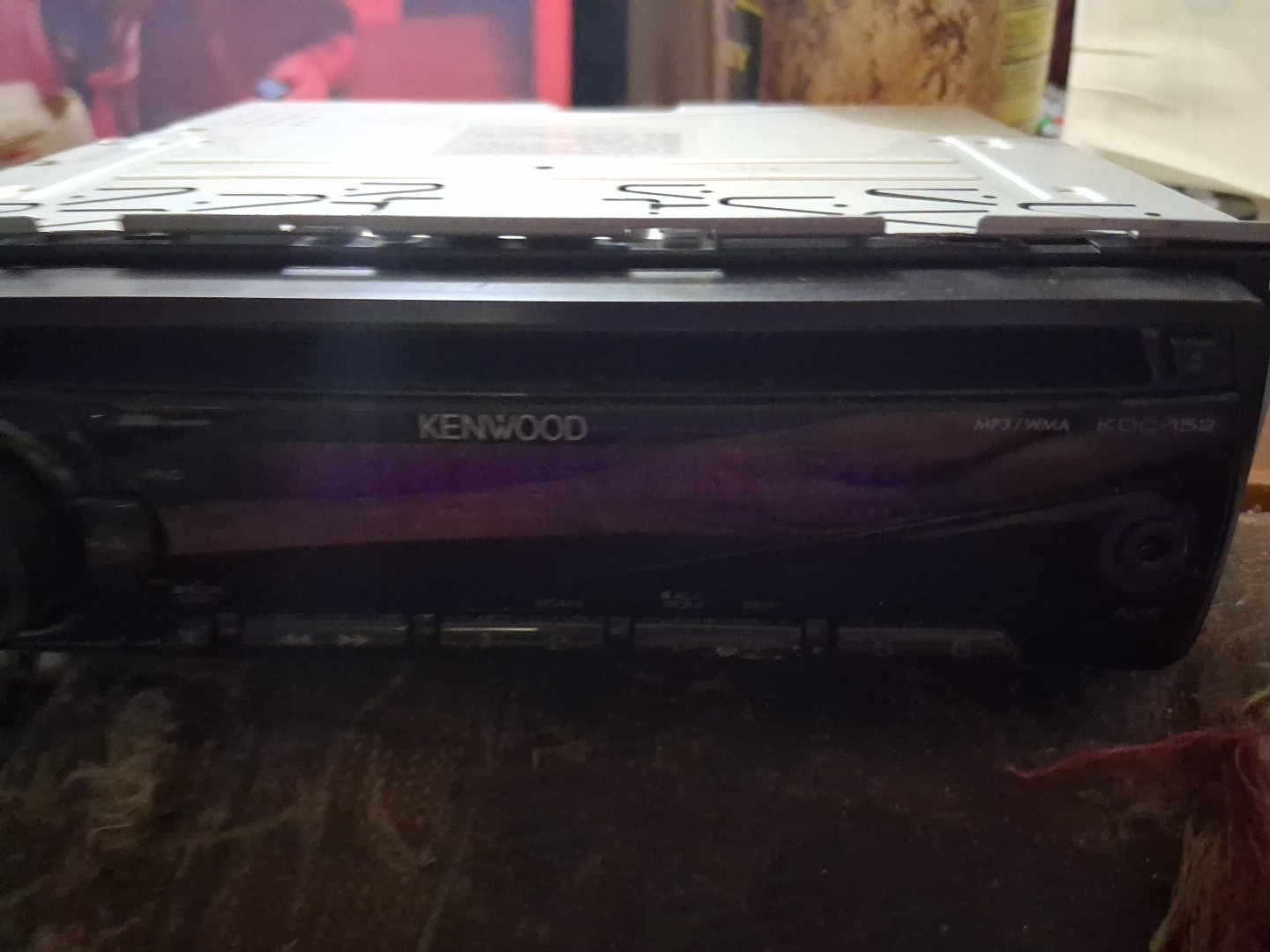 Kenwood KDC-152 CD Player/Mp3 In-Dash Receiver Parts Or Repair Untested