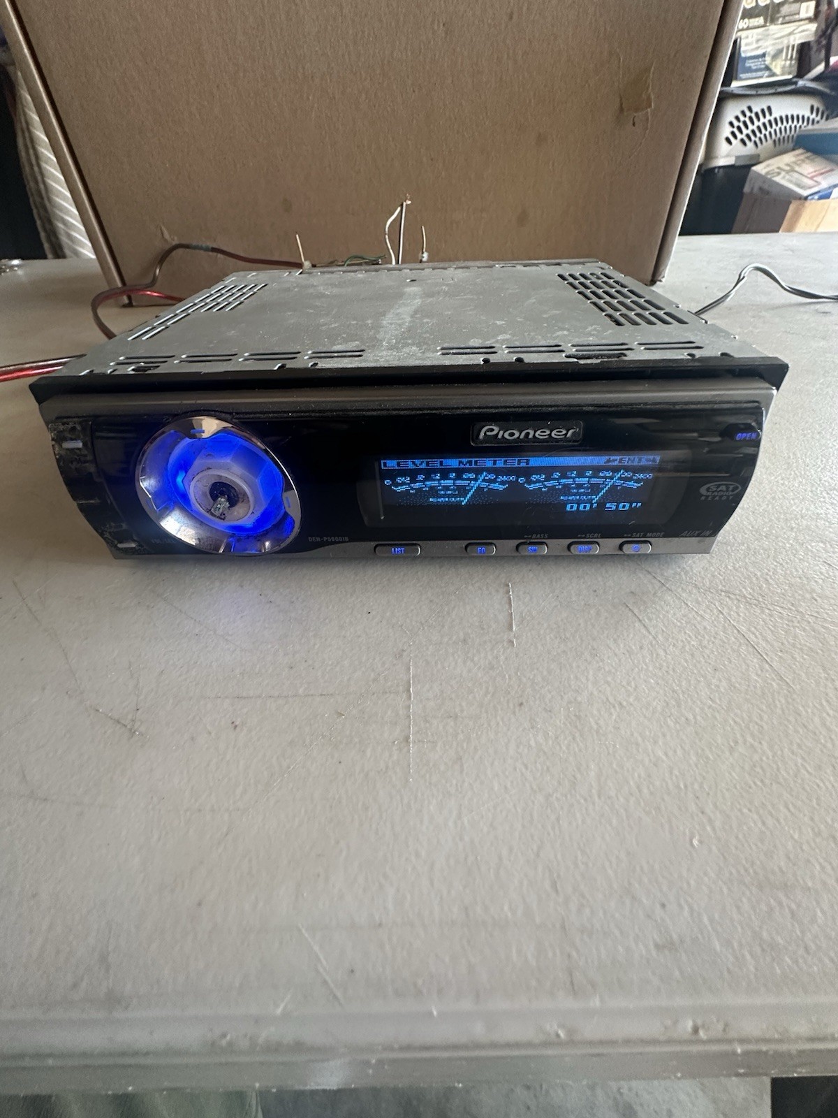 PIONEER DEH-P5900IB Old School CD Player Graphics! Lot Of Two, No Knobs