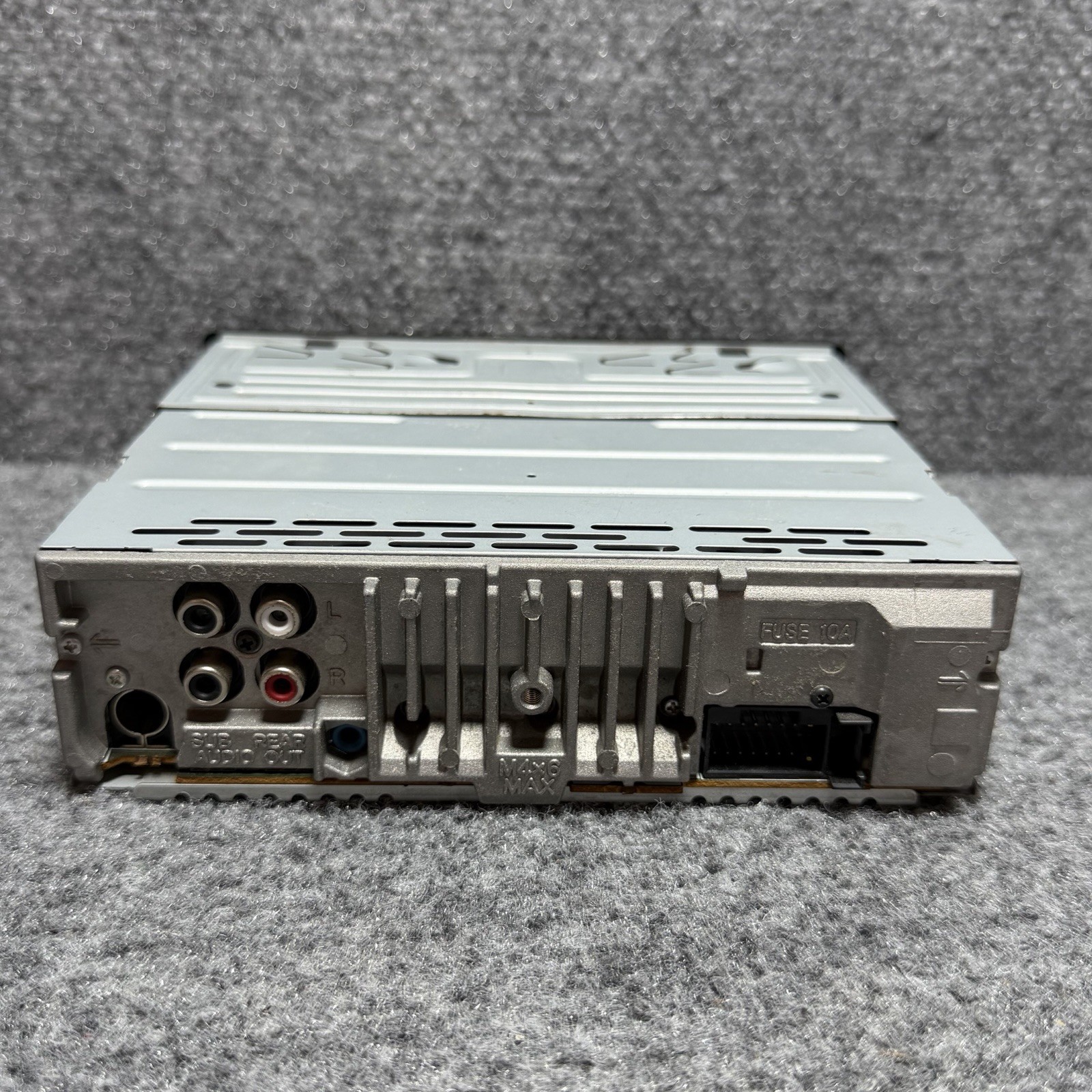 Sony CDX-G3100UP Single Din CD Car Radio Receiver USB Auxiliary Input Compatible