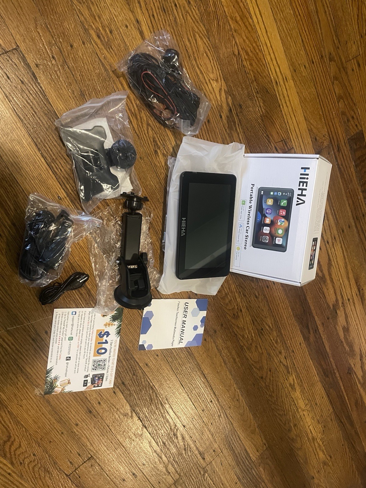Hieha Wireless Carplay 7″ HD Portable Touchscreen Car Stereo w/Apple & Android