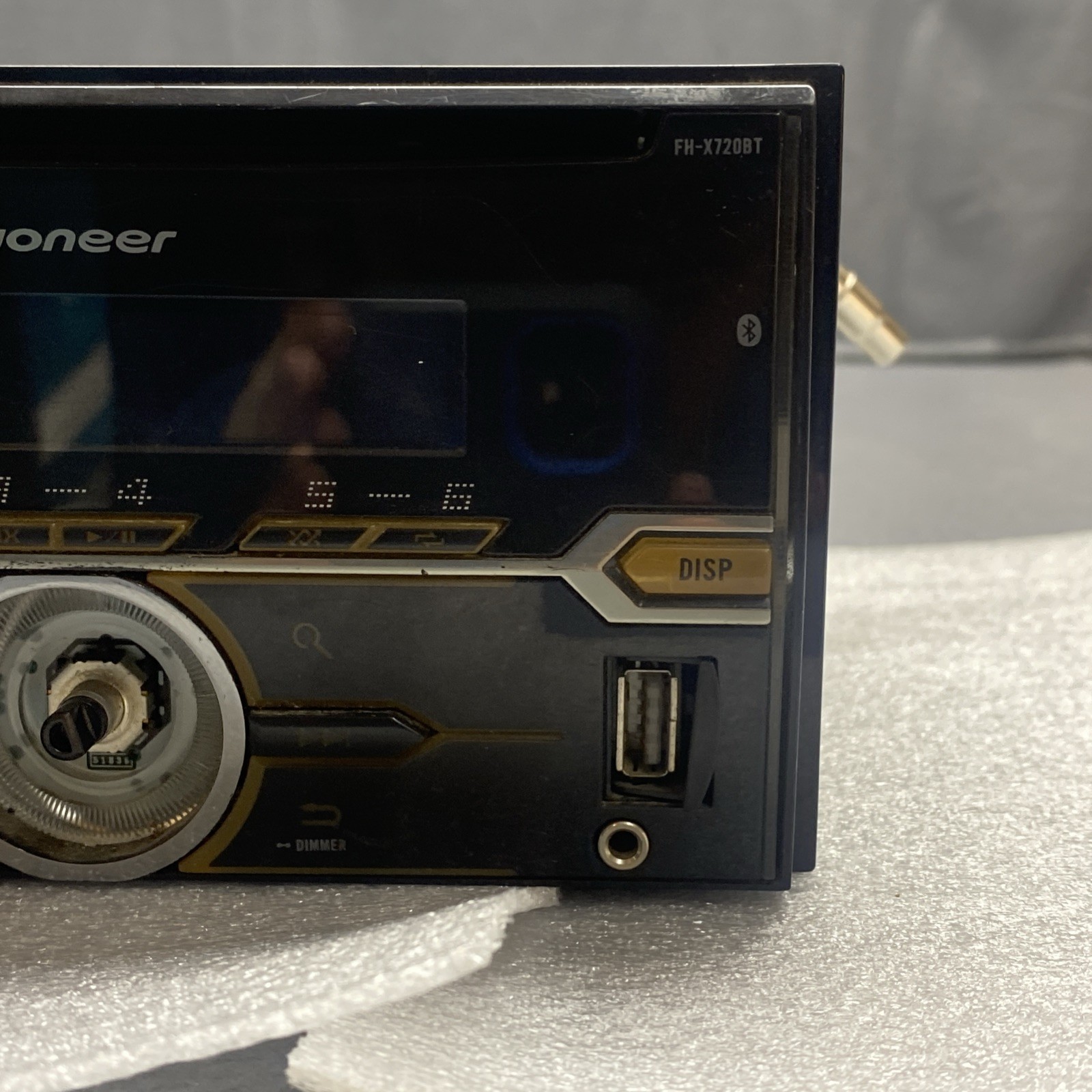 Pioneer FH-X720BT USB/MP3/CD Receiver In Dash Receiver Untested Parts