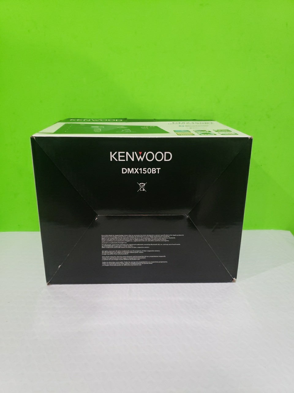 KENWOOD DMX150BT 6.8 Capacitive Touchscreen Digital Multimedia Receiver-OPEN BOX