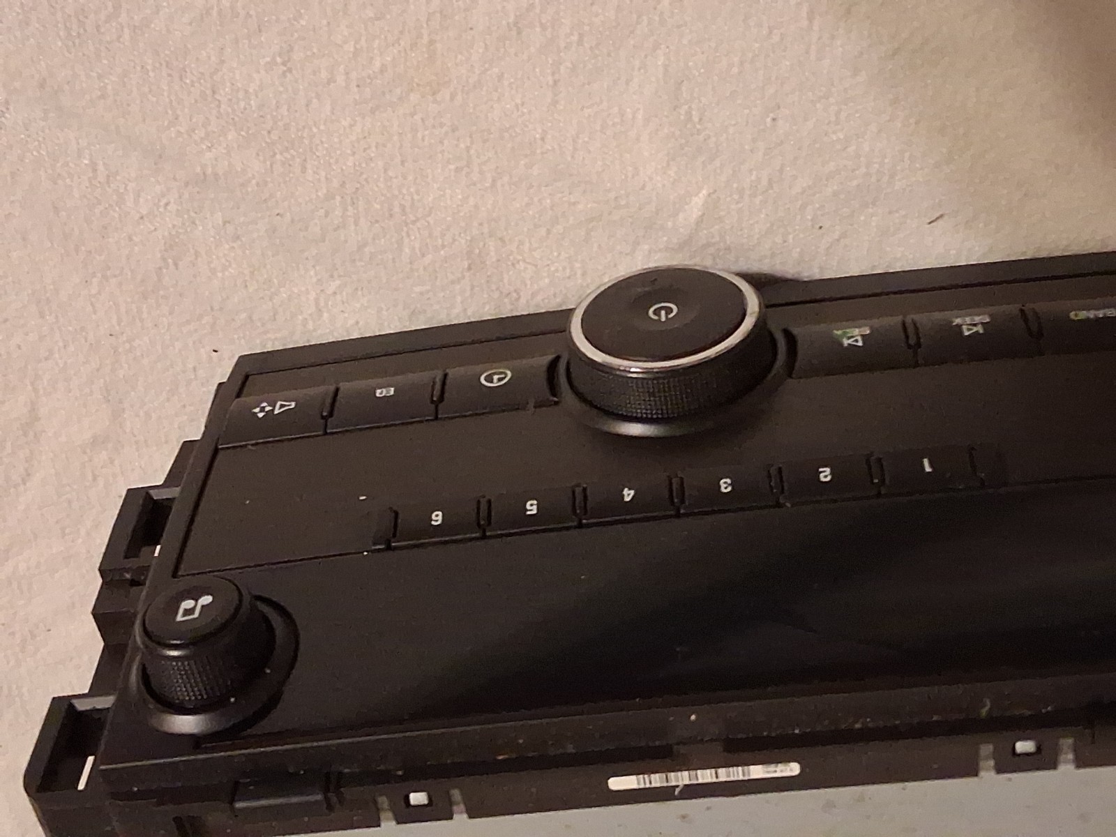 OEM GMC Chevrolet GM 25942014 Delphi Delco 28162319 AM FM Radio Silverado Sierra