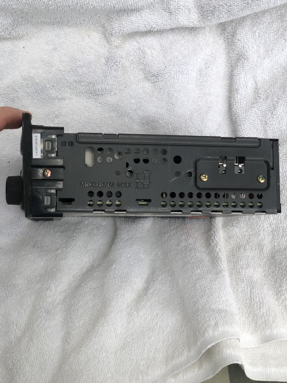 Honda Civic AM/FM Radio W/ CD Player 2001-2004. 39101-S5A-A210-M1