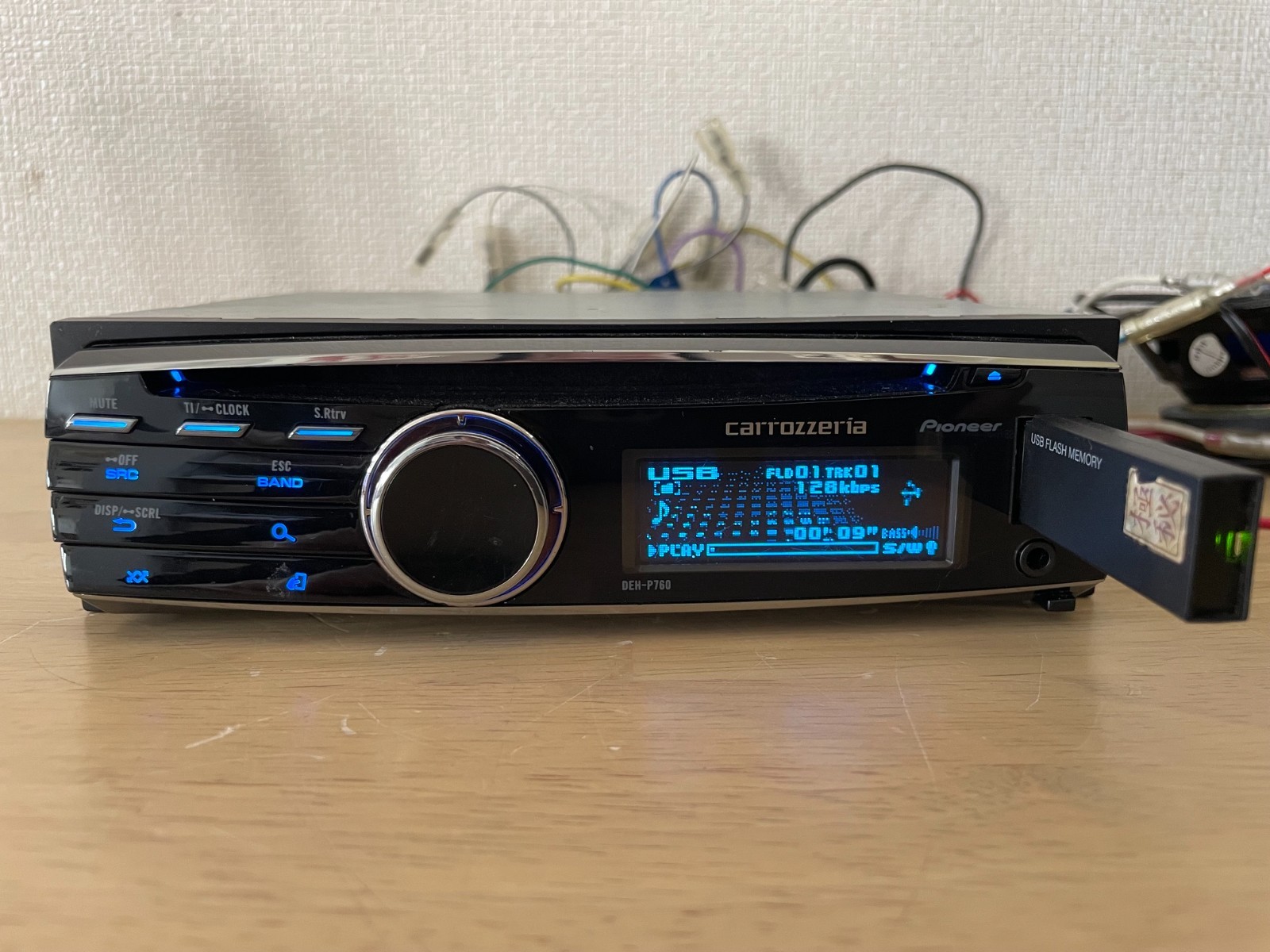 Pioneer Carrozzeria DEH-P760 1Din Car Audio CD Player AUX Working Tested