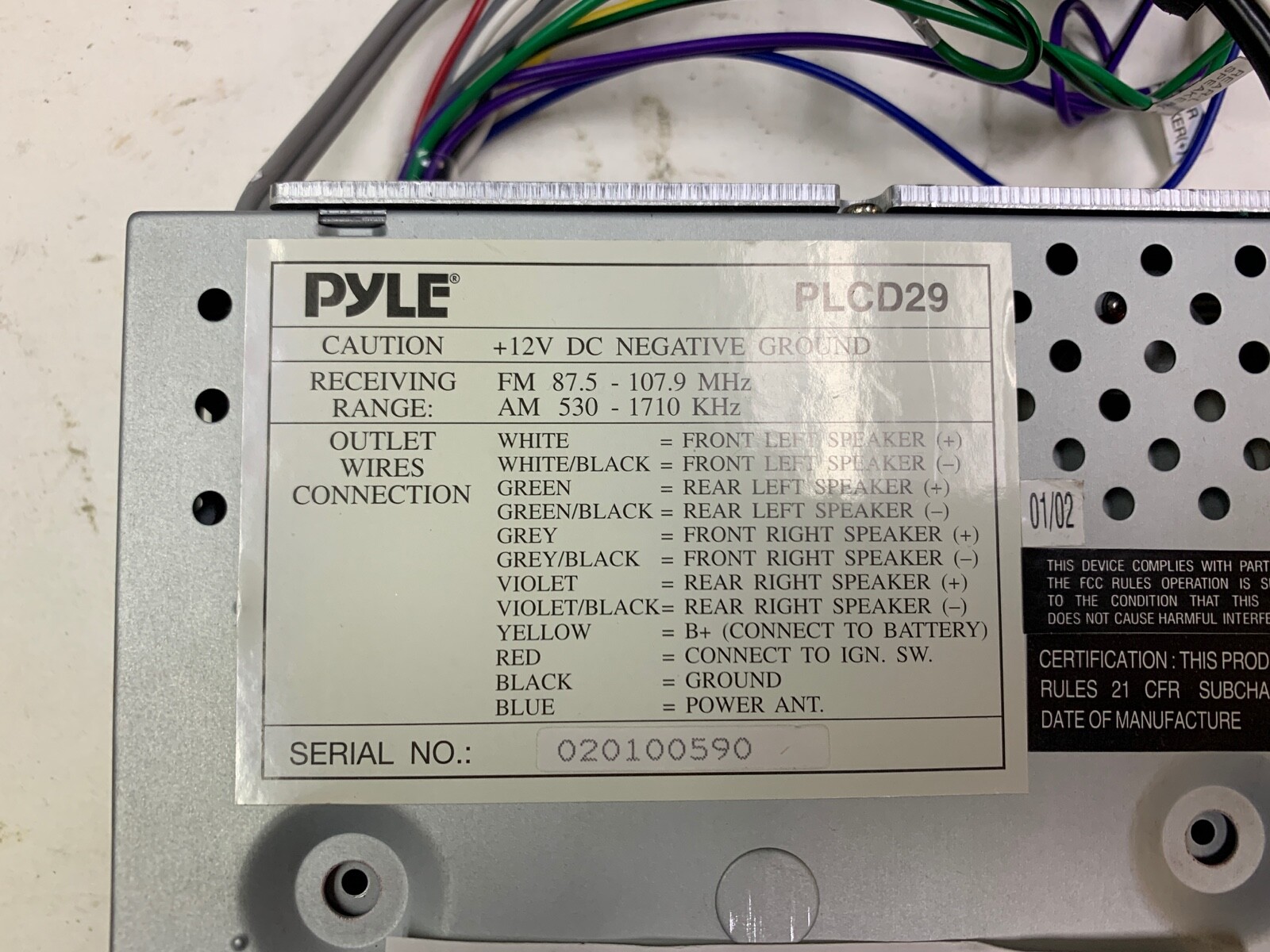 PYLE PLUS AM/FM MPX RADIO PLCD29 WITH DETACHABLE FACE CD PLAYER DOESN’T WORK