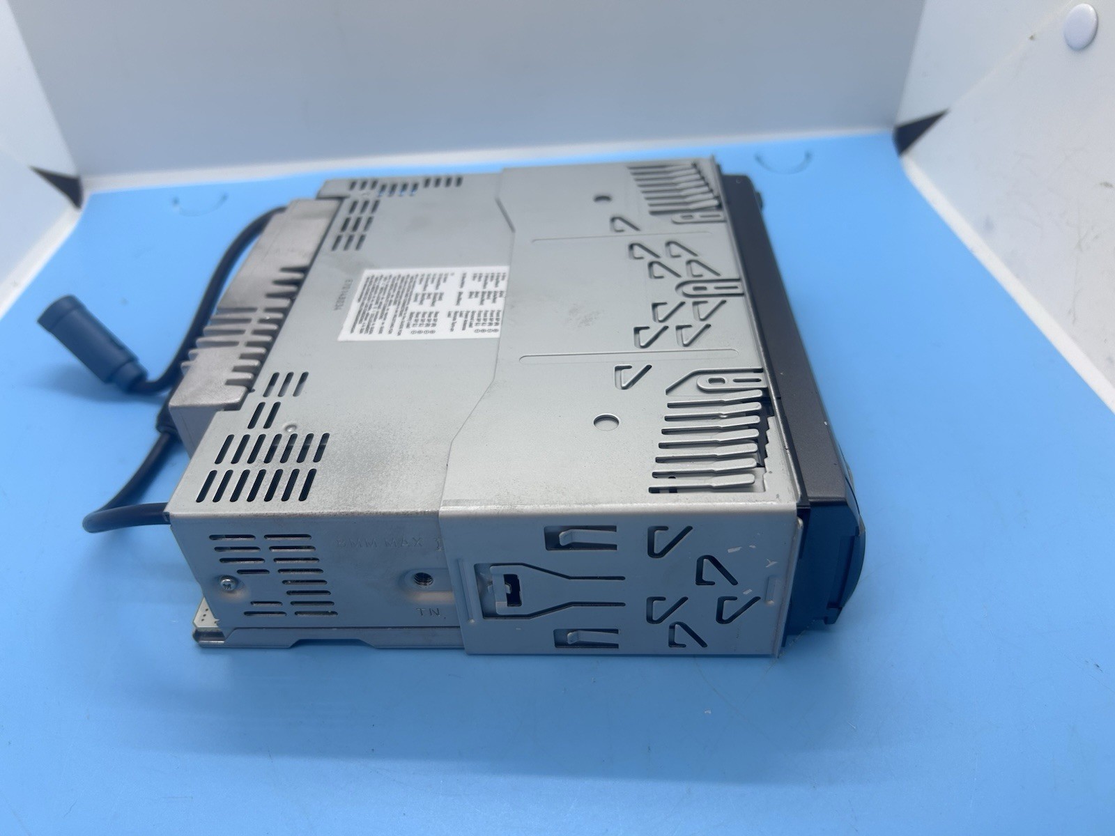 2006 Alpine CDE-9870 CD MP3 Player AM/FM Receiver with Chassis & Faceplate