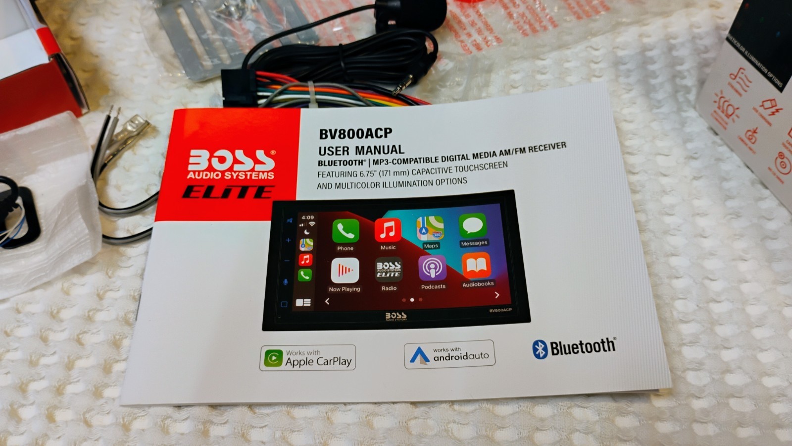 New Open Box Boss Audio Systems Elite BV850ACP Receiver + Cam, Complete Unused
