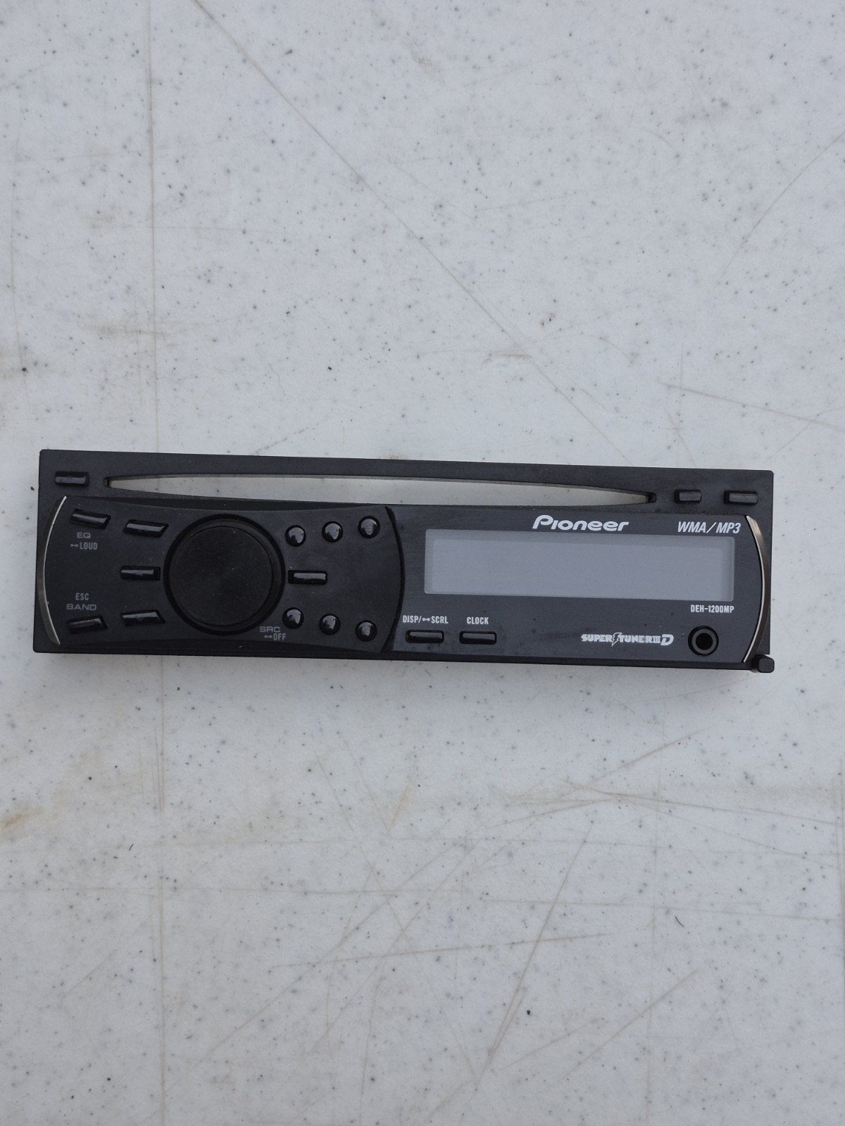 Pioneer DEH-1200MP CD Player AM FM WMA MP3 AUX Super Tuner3. Works