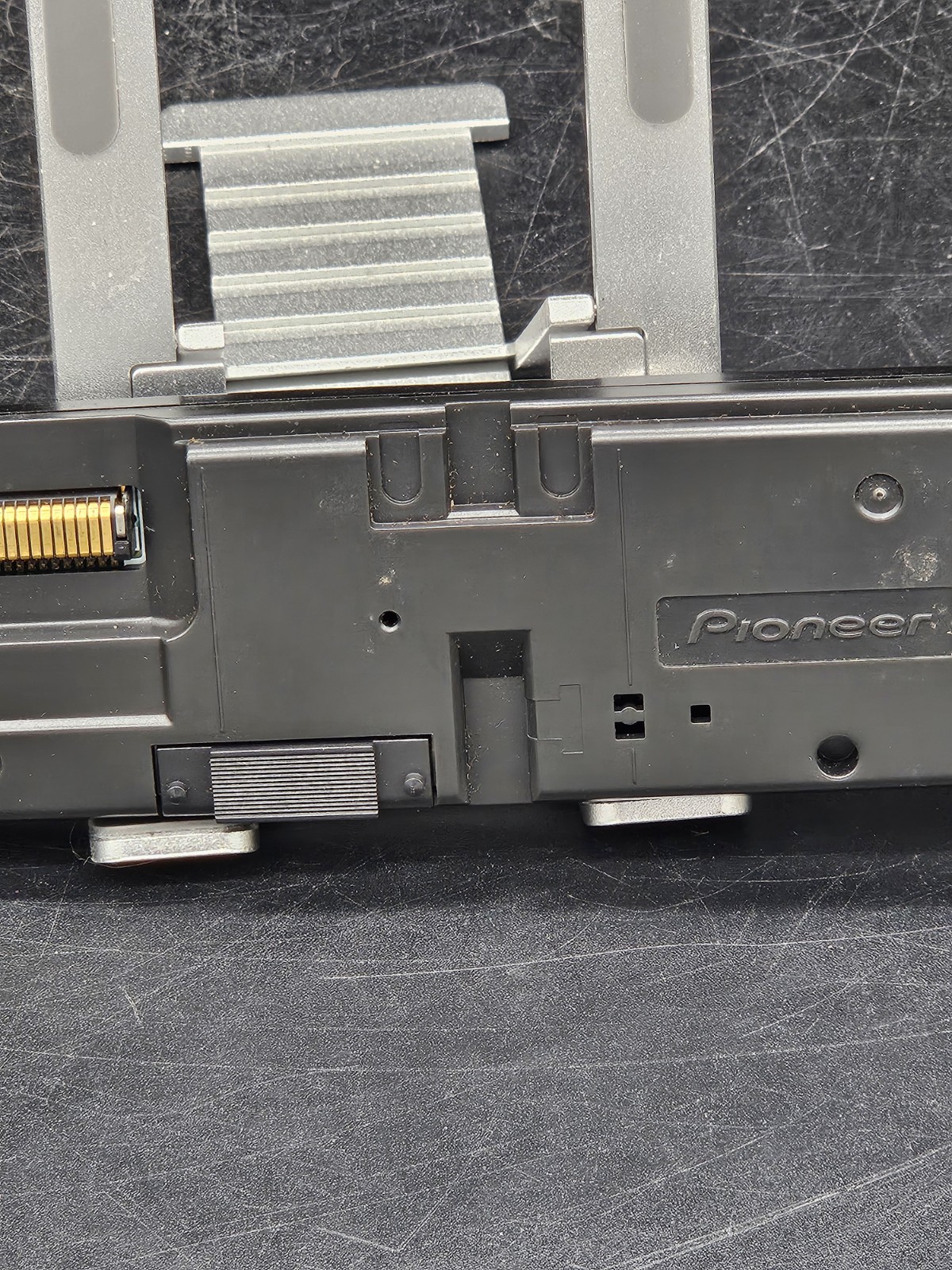PIONEER PREMIER DEH-P680MP Cd Player Receiver Stereo FACE & CASE ONLY