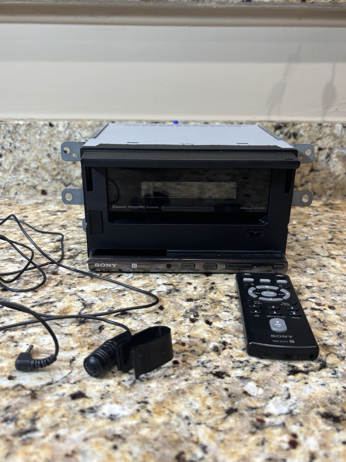 SONY XSP-N1BT Car Audio CD bluetooth with remote control, microphone and harness