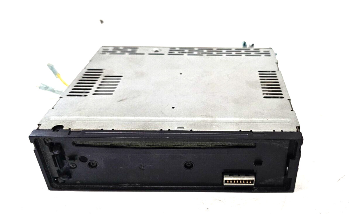 SONY CDX-GT210 FM/AM/CD Player