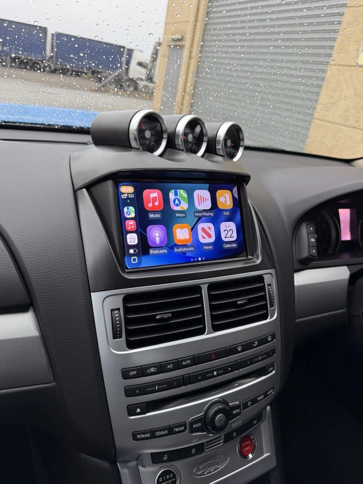 Headunit With Wireless CarPlay/Android Auto for Ford Falcon FG MK2