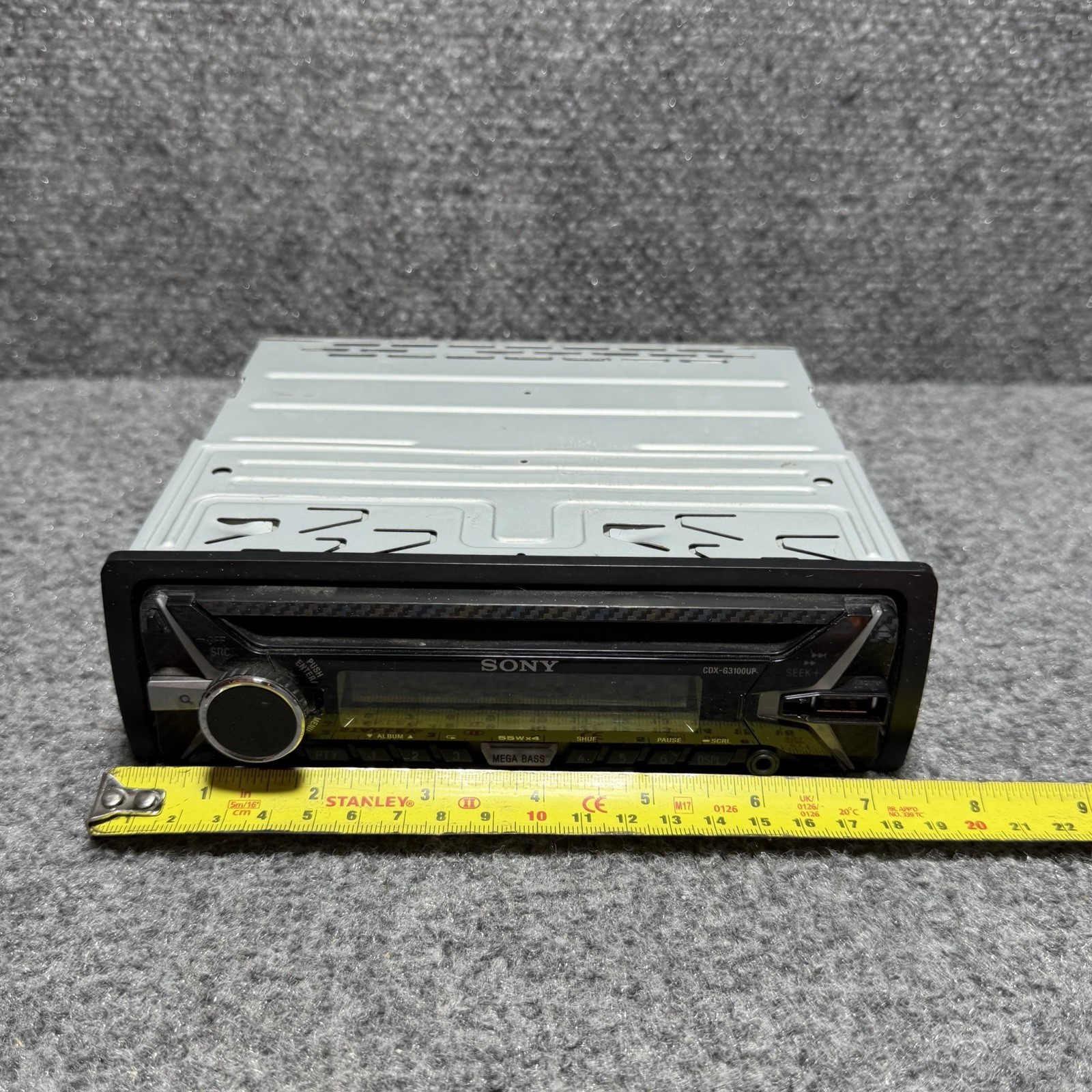 Sony CDX-G3100UP Single Din CD Car Radio Receiver USB Auxiliary Input Compatible