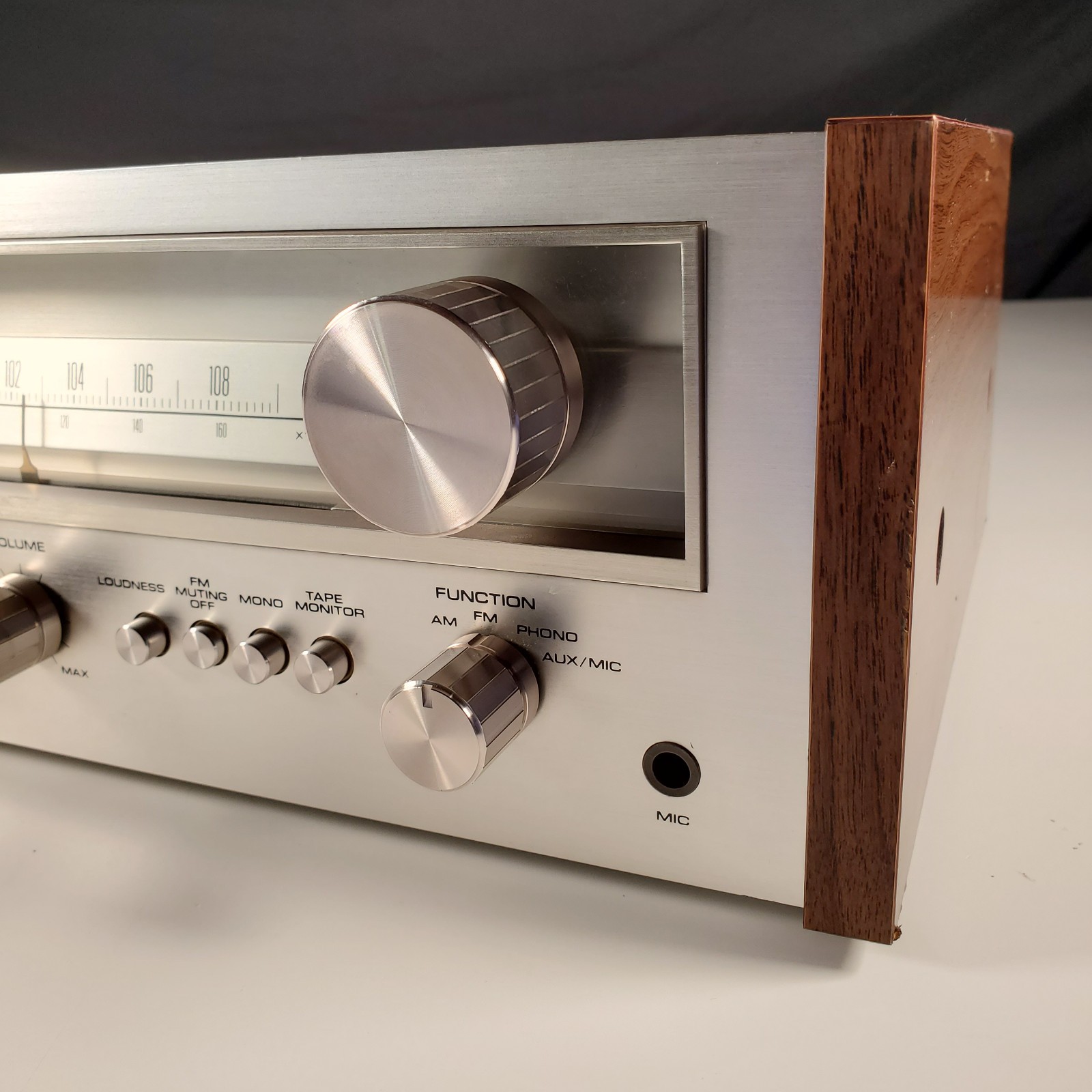 Pioneer SX-450 15-watt per channel Solid-State AM/FM Stereo Receiver Works READ