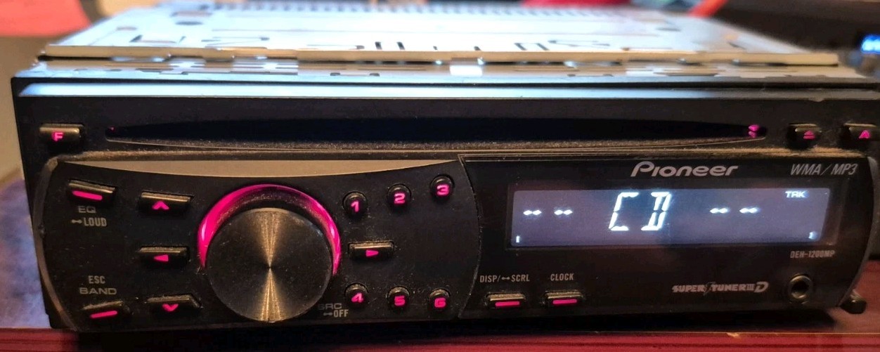 Pioneer DEH-1200MP CD Player AM FM WMA MP3 AUX Super Tuner3