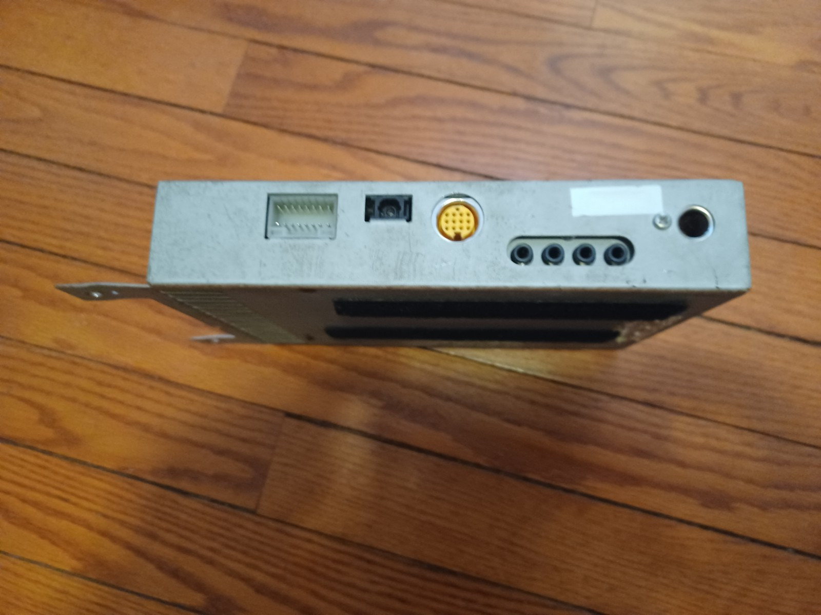 RARE OLD SCHOOL ROCKFORD FOSGATE RAVDVD2 7 INCH LCD CD/DVD PLAYER – READ DESCRIP