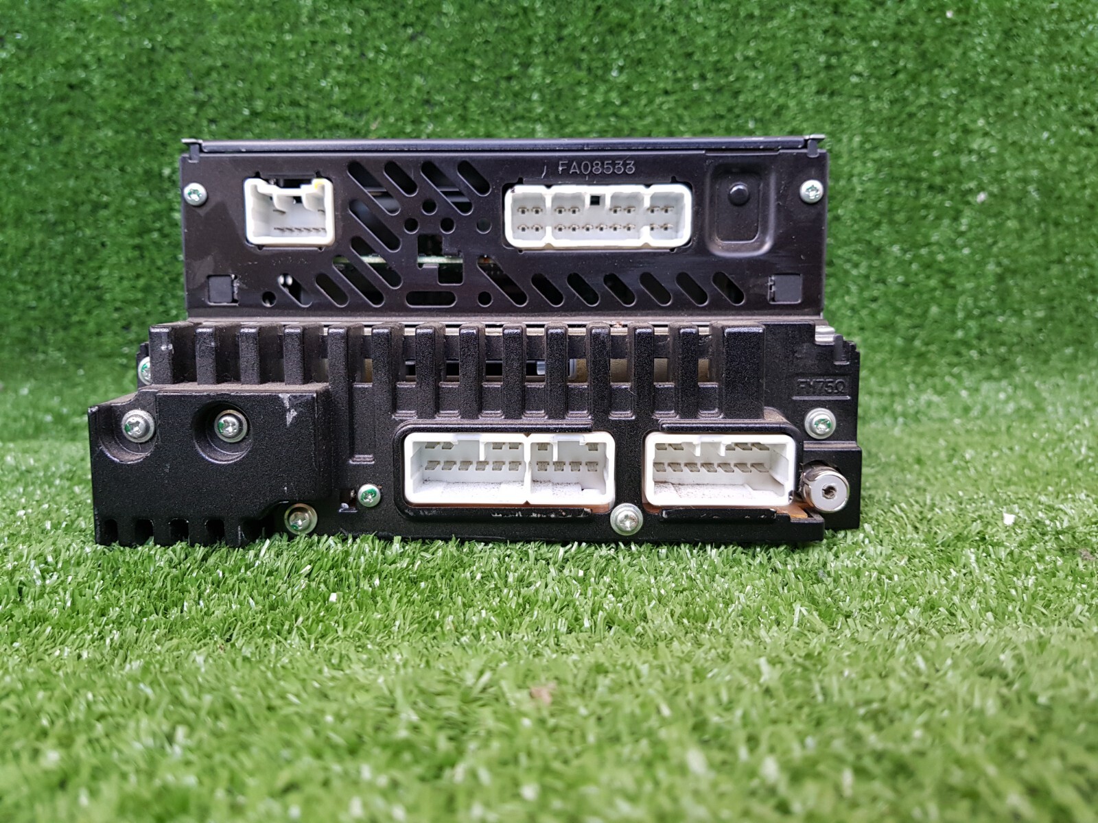 Toyota 0860001002 08600-01002 Cq-tt5370f Cqtt5370f Original Car Radio