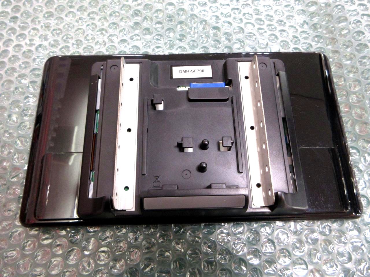 Pioneer carrozzeria DMH-SF700 Car Stereo Receiver Tested Working USB w/ Remote,