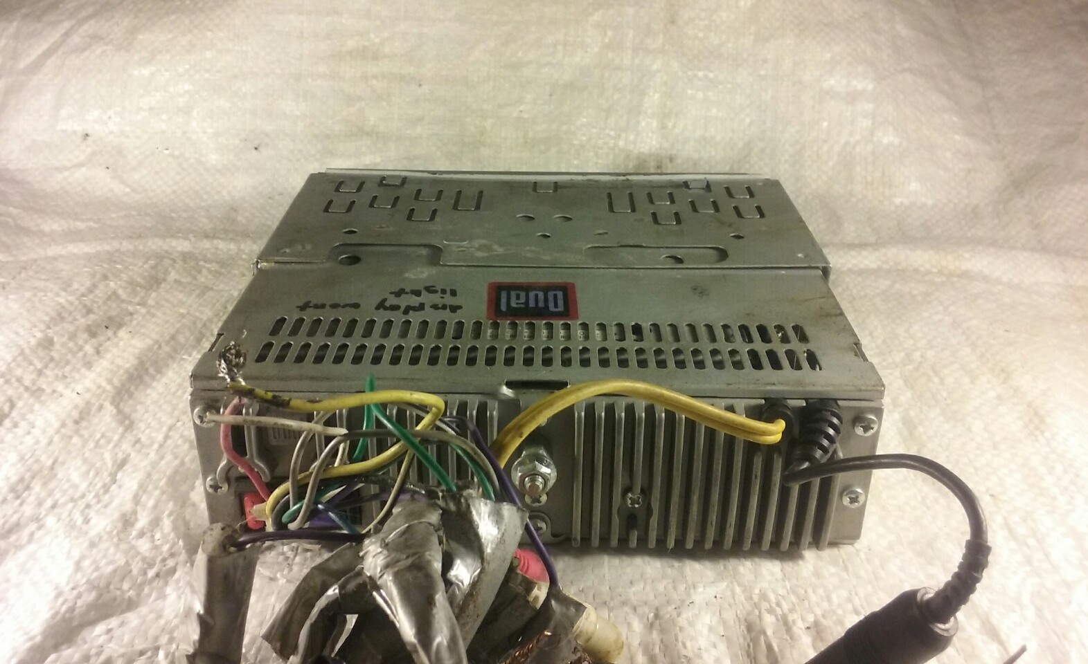 Dual Electronics DEH665 CD Player Receiver display won’t light sold as is