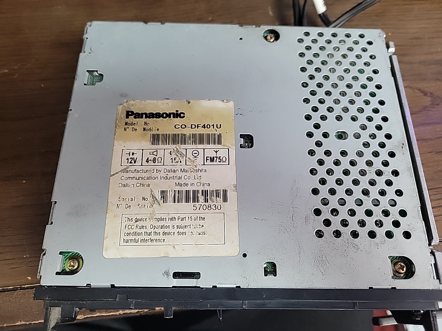 Panasonic CQ-DF401U No Faceplate Untested