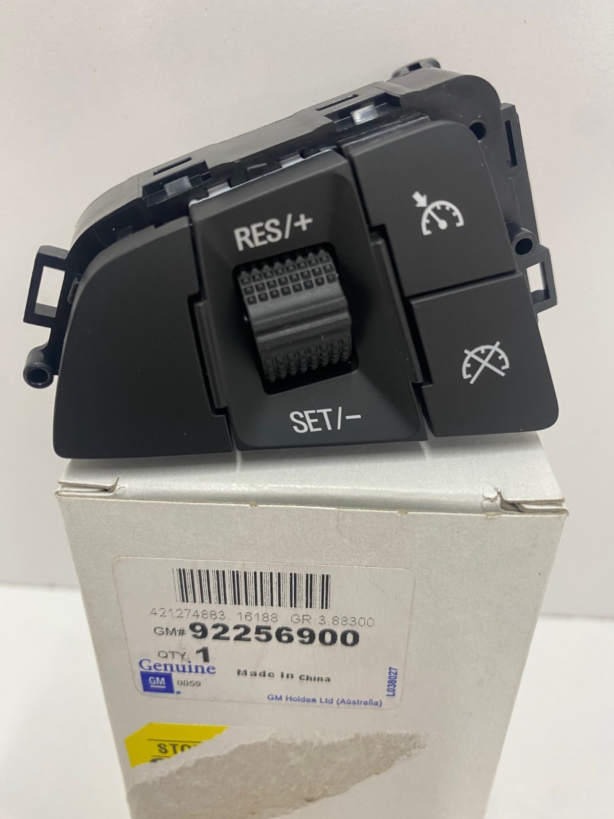 GM Holden Genuine VF WN Steering Wheel ” Cruise Control Switch “