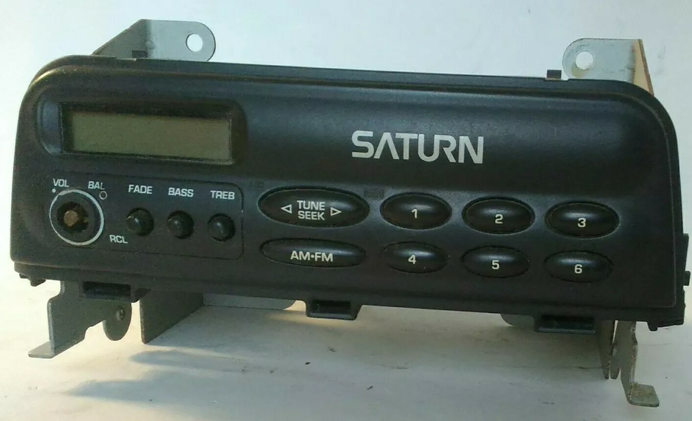 Saturn AM/FM In Dash OEM Radio Delco 21023479 General Motors