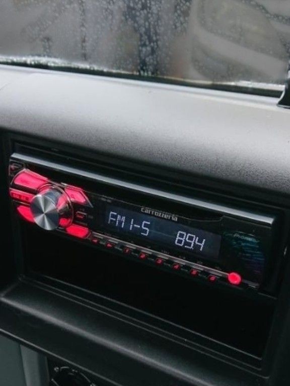Carrozzeria DEH-380 CD Receiver 1-DIN Pioneer Car Audio Tested & Working