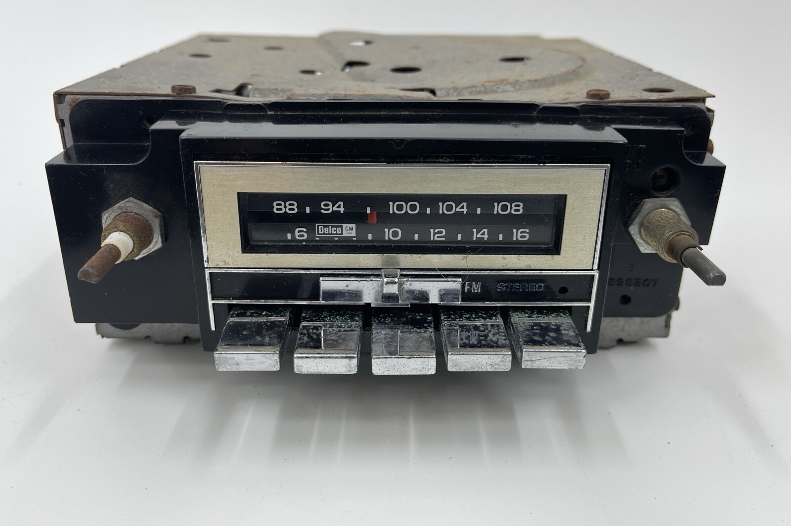 Delco AM/FM Stereo Radio 78-88 GM Camaro 1979-87 ****FOR PARTS ONLY UNTESTED***