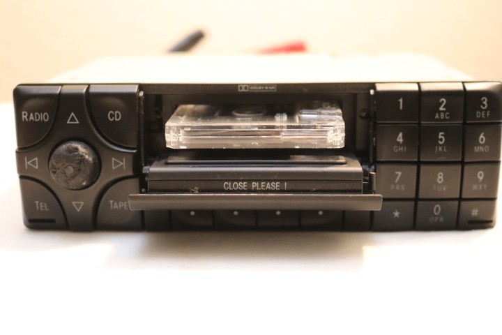 MERCEDES BE6003 CASSETTE STEREO 1999-2003 E320 SLK CLK430 W208 W/code