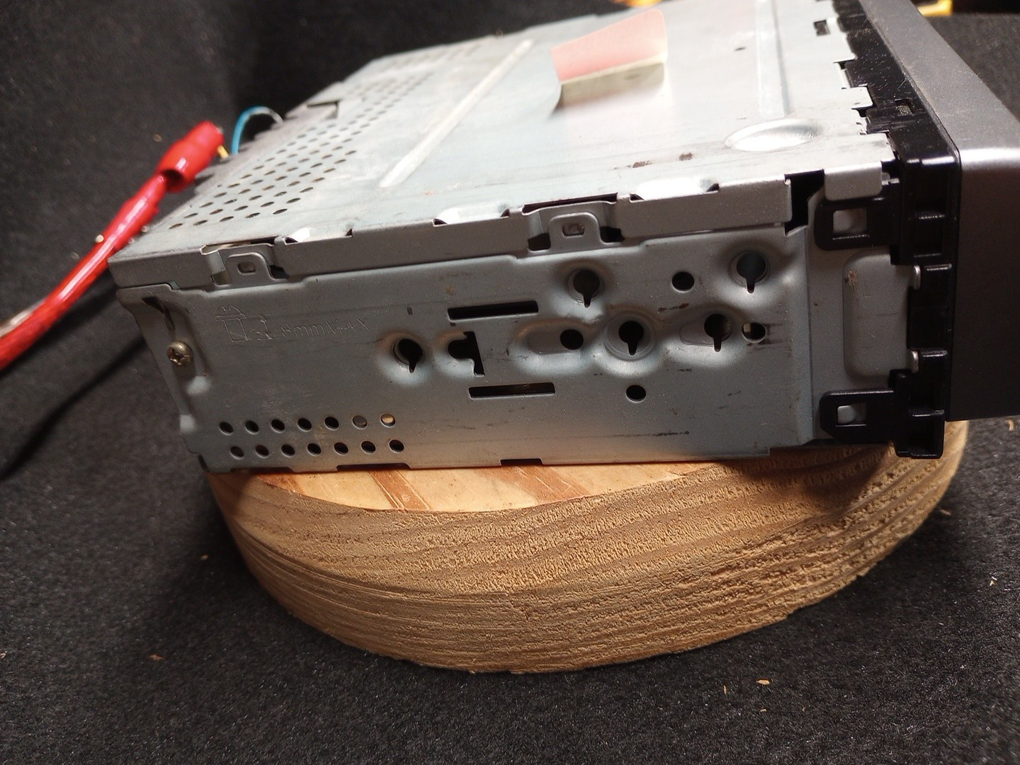 Kenwood KDC-205 CD Player In Dash Receiver