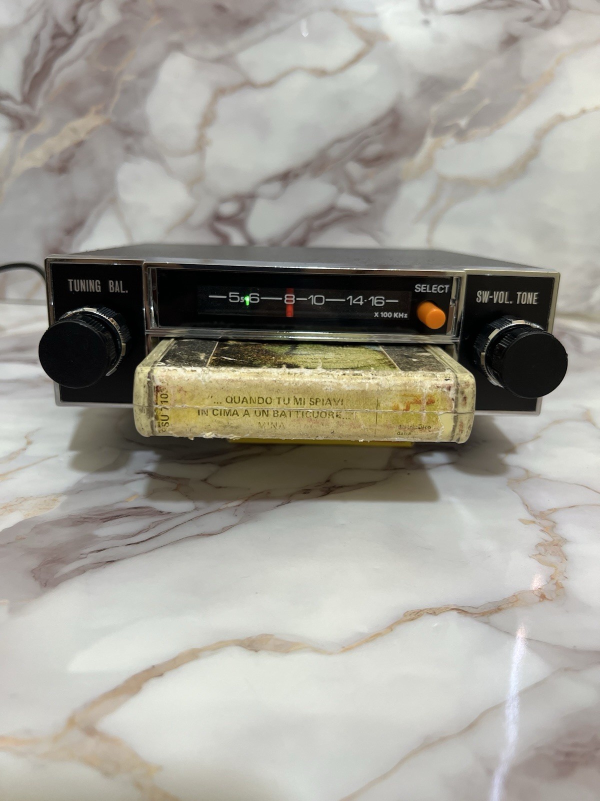 Vintage Eiwatone IRK-603A 8 Track Car Stereo Player Radio * Excellent Working *