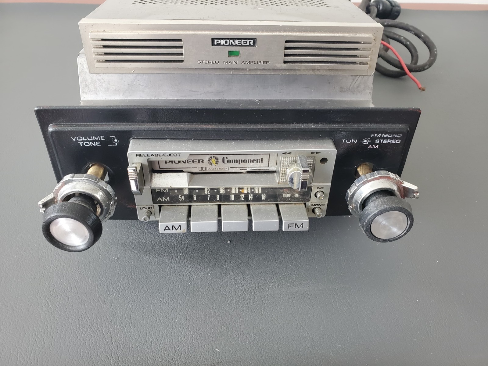 Pioneer KPX9500 Car Stereo and GM40 Amp