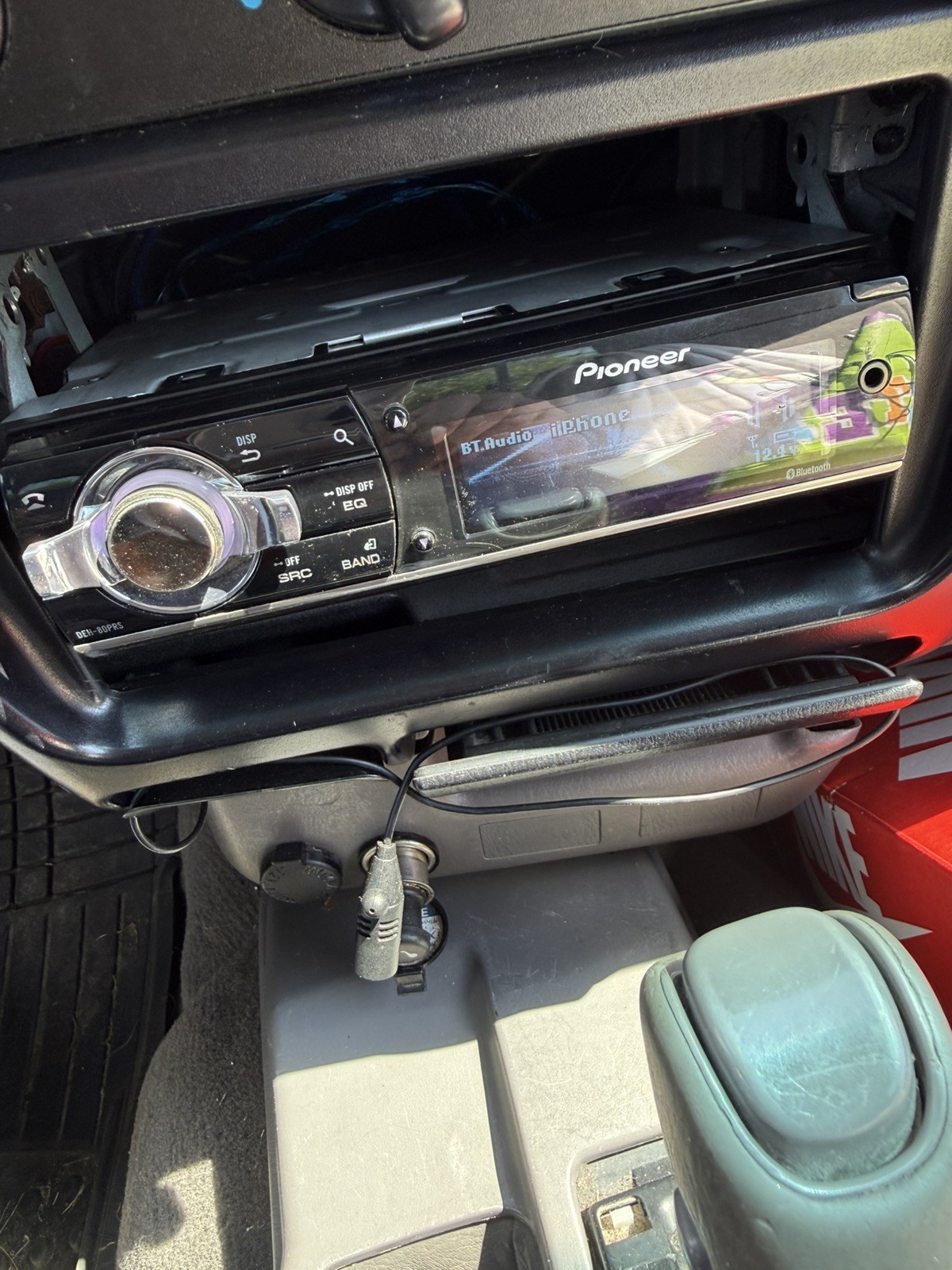 FOR PARTS or FIX. Pioneer DEH-P810 Carrozzeria CD player Bluetooth. NO RETURN