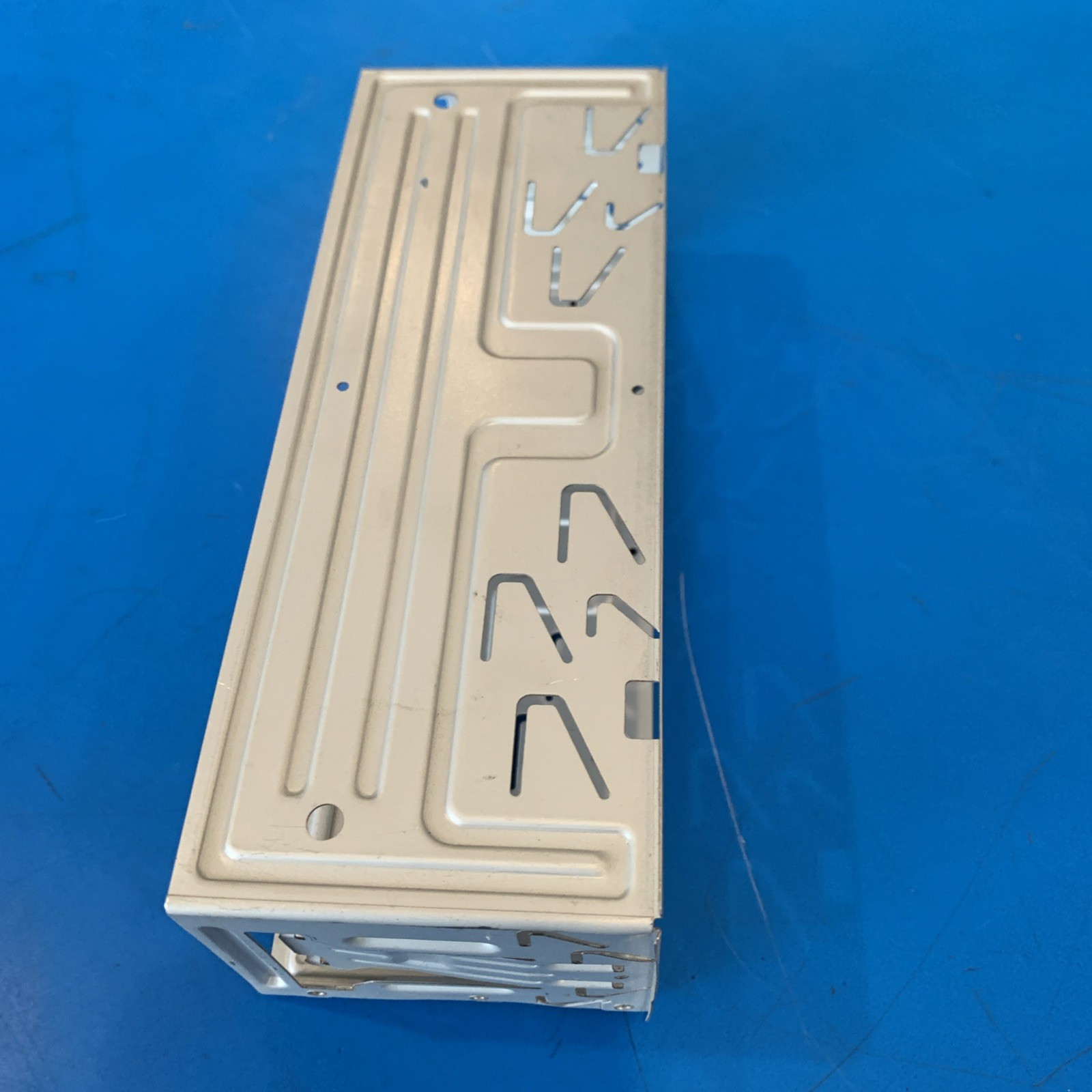 ALPINE UTE-73BT UTE73BT CDE-172BT CDE172BT CDE-170 CDE170 CAGE MOUNT SLEEVE CAN