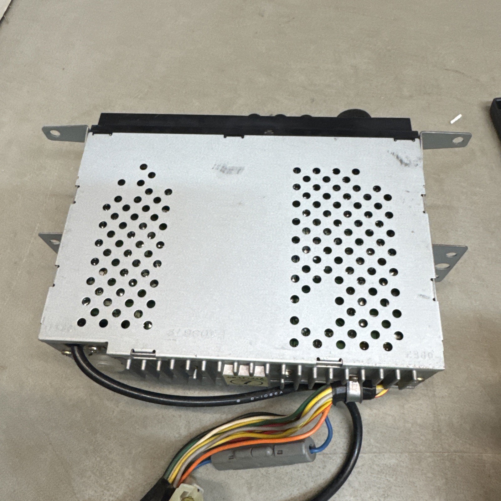 Subaru Model #86225GA400 Oem Original Car Radio Ref No: CR-LF171A + Trim