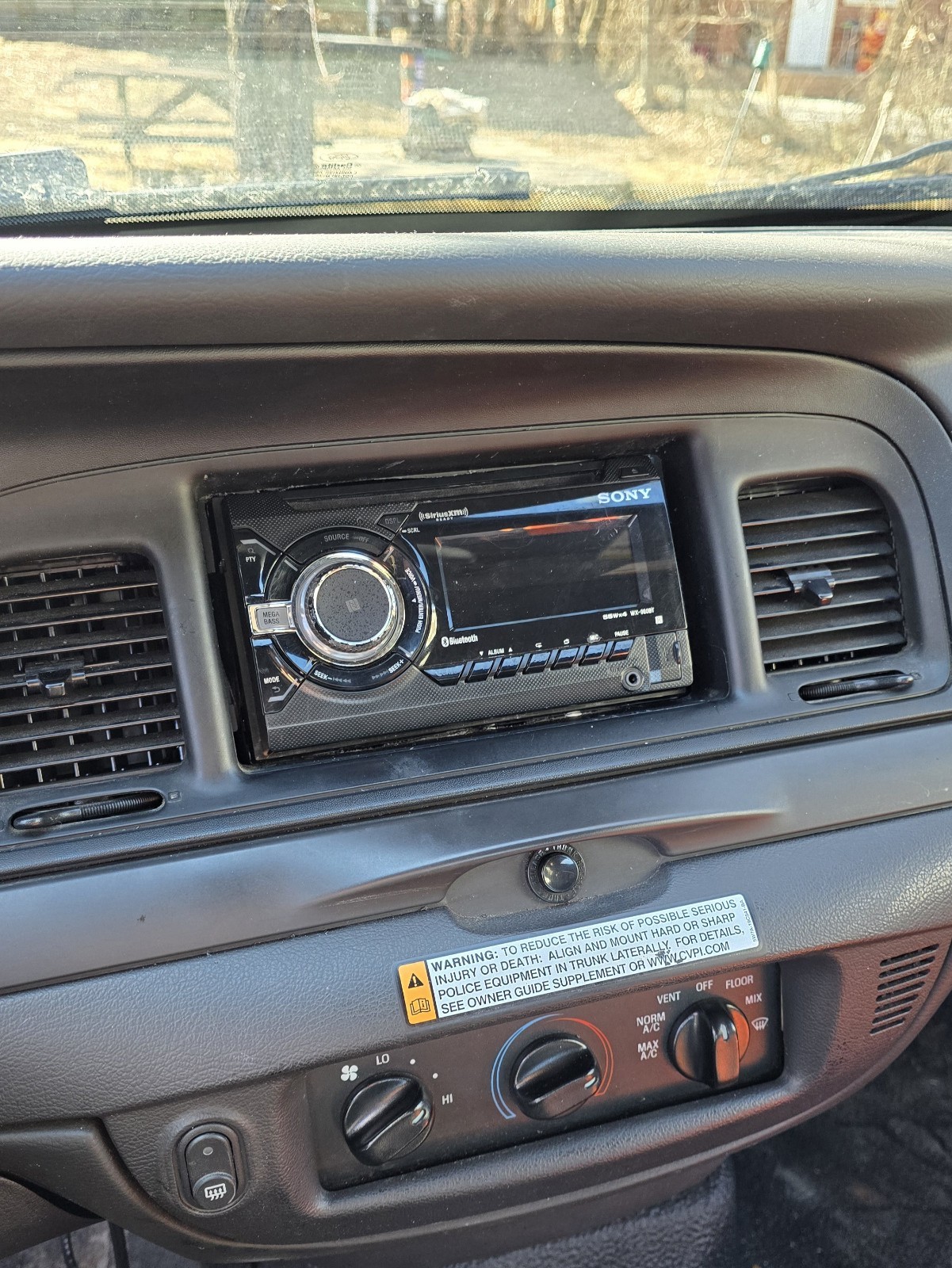 Double-Din Stereo Gap Filler For Aftermarket Radio Ford Crown Victoria Bezel