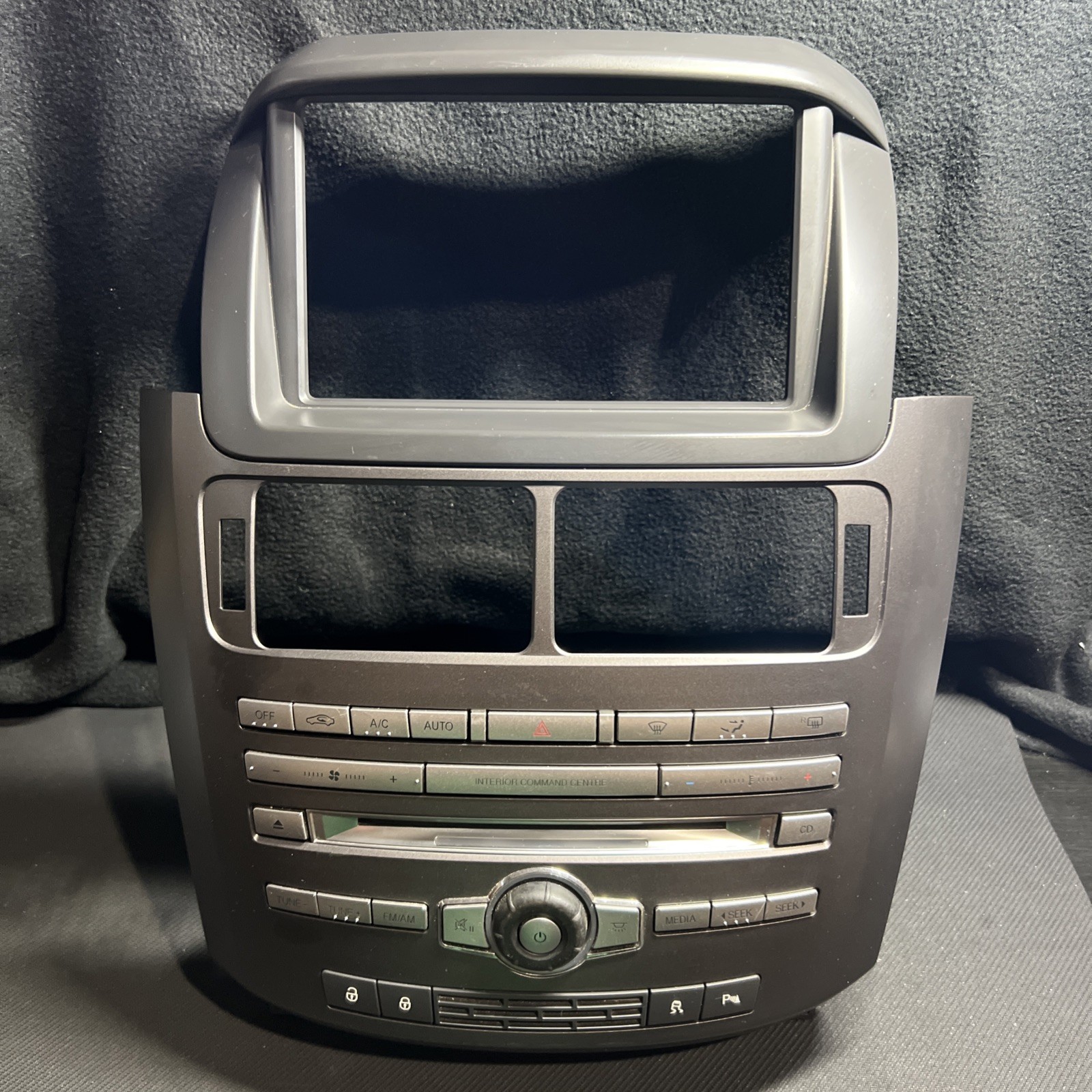 Ford Territory SZ Mk2 icc Unit Facia Only Suit Touch Screen Type Single Zone